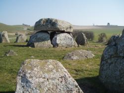 Stendyssen ved Porskr Stenhus tt ved Agri.